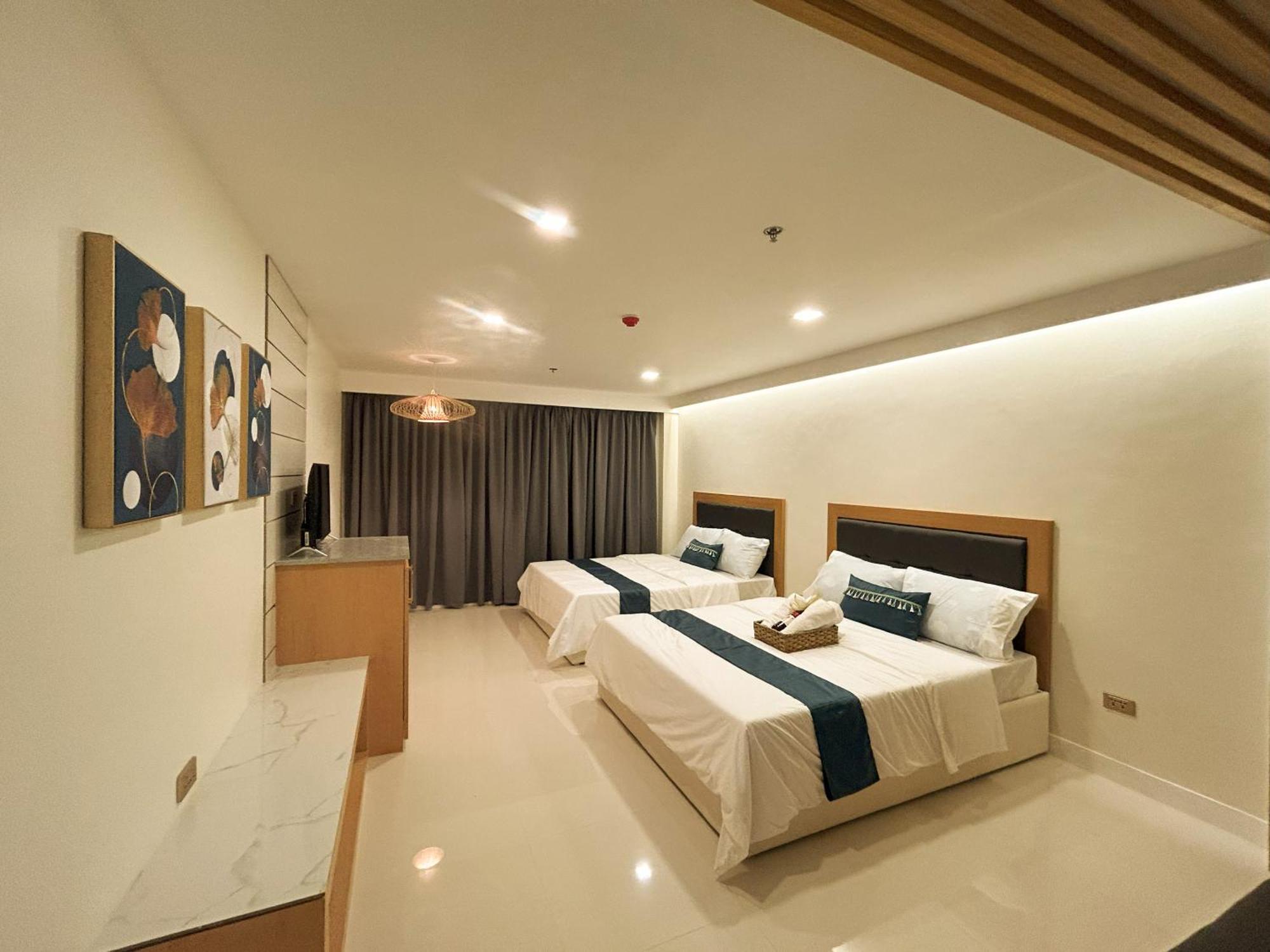 717 Residences Iloilo City Bagian luar foto