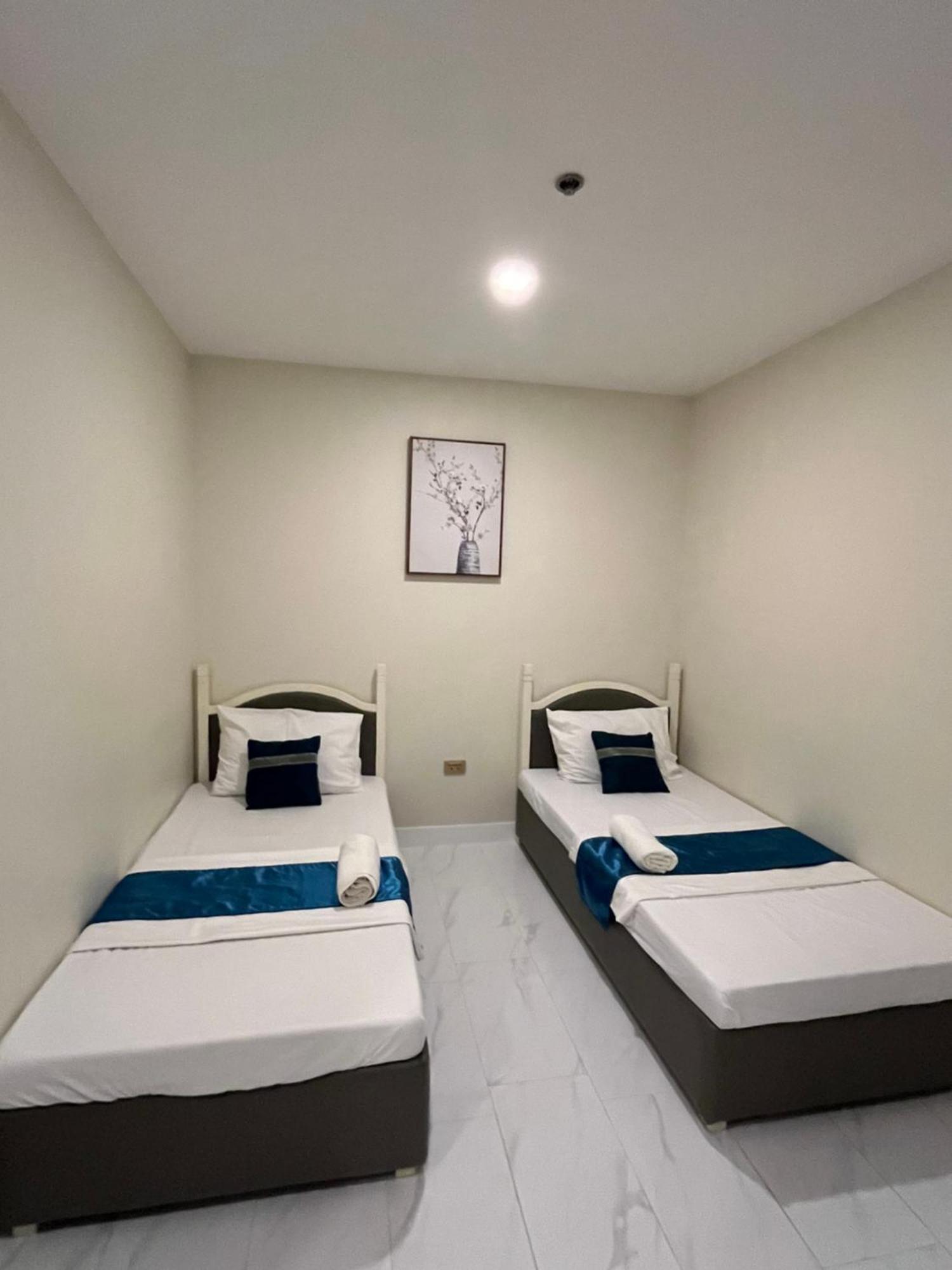 717 Residences Iloilo City Bagian luar foto